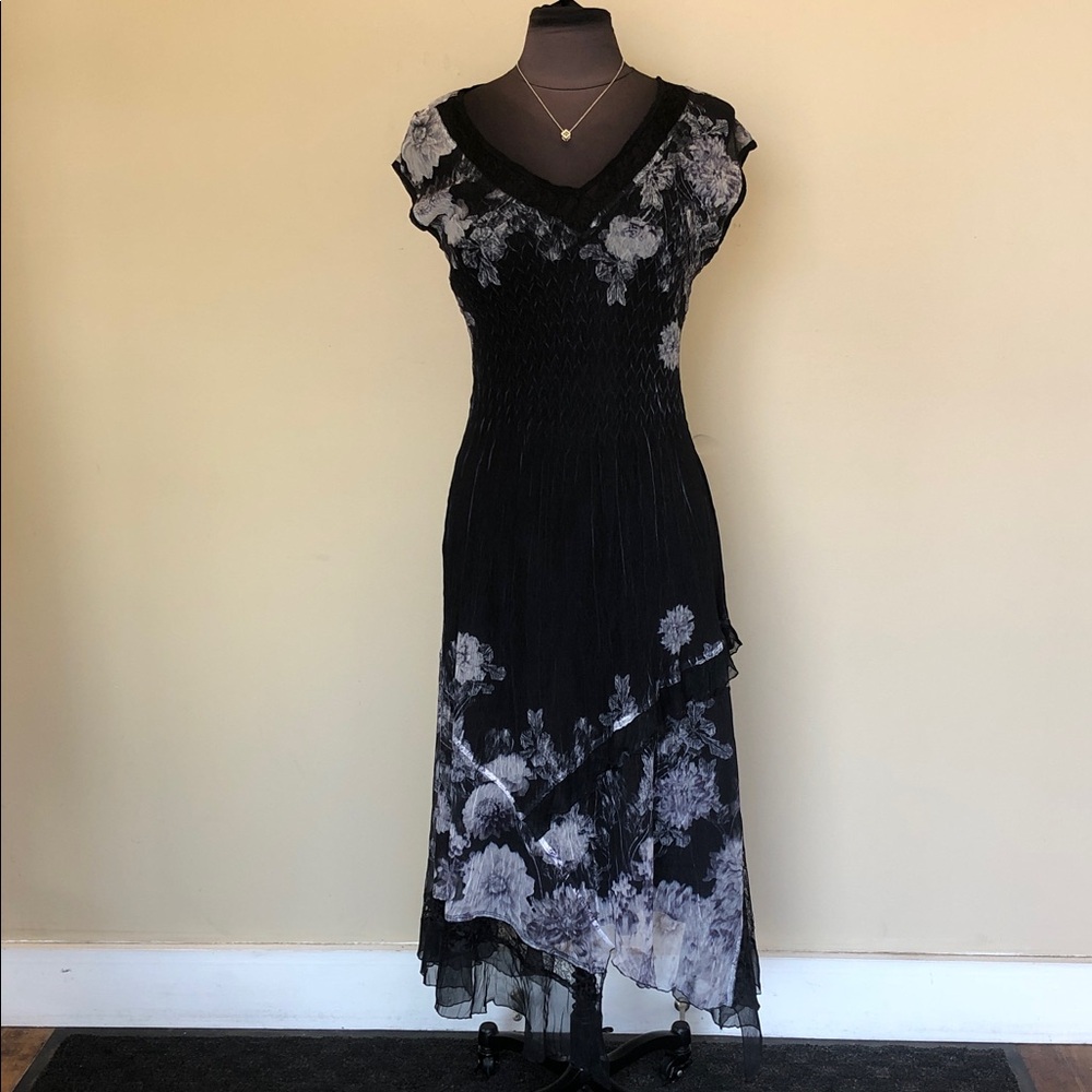 Komarov floral textured dress size M